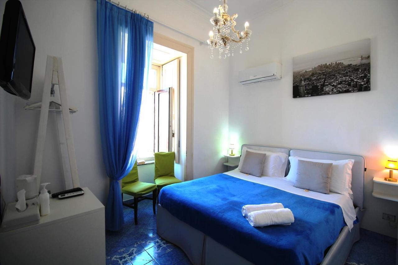 Piazza Tasso B&B Relais Сорренто Екстер'єр фото