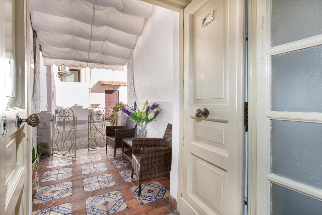 Piazza Tasso B&B Relais Сорренто Екстер'єр фото