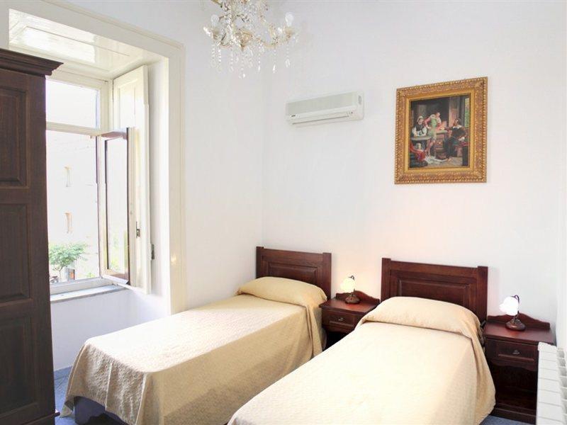 Piazza Tasso B&B Relais Сорренто Екстер'єр фото